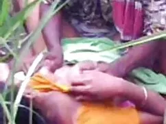 दो सेक्सी सेक्सी हिं ...