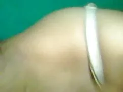 लुसी सेक्सी मूवी दिख ...