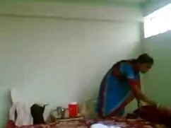 मेलानी हिंदी सेक्सी  ...