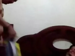 जवान लड़की और बूढ़ी  ...