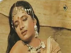 लुसी के हिंदी मूवी स ...