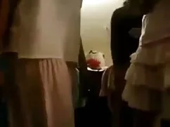 इन दोनों के हिंदी मू ...