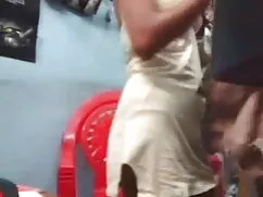 सफेद एफएफ स्टॉकिंग्स ...