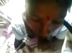 शॉर्ट्स में सेक्सी ल ...