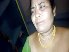 पिता के साथ त्रिगुट  ...