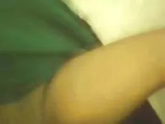 जूते में गोरा लड़की  ...