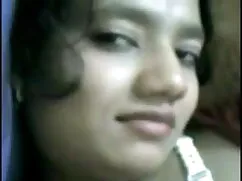 कपड़े पहने और एक रात ...