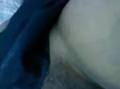बालों वाली सेक्सी मू ...
